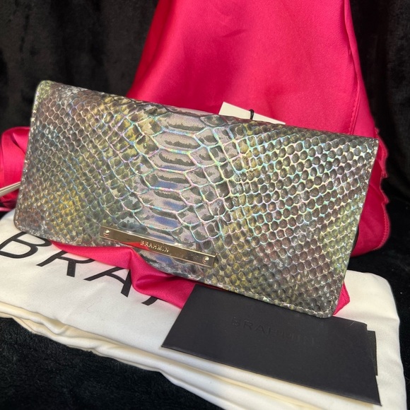 BRAHMIN “Moonstone Seville” ADY WALLET NWT - Picture 3 of 17